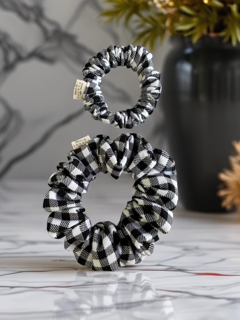 Scrunchies Black Gingham Checker